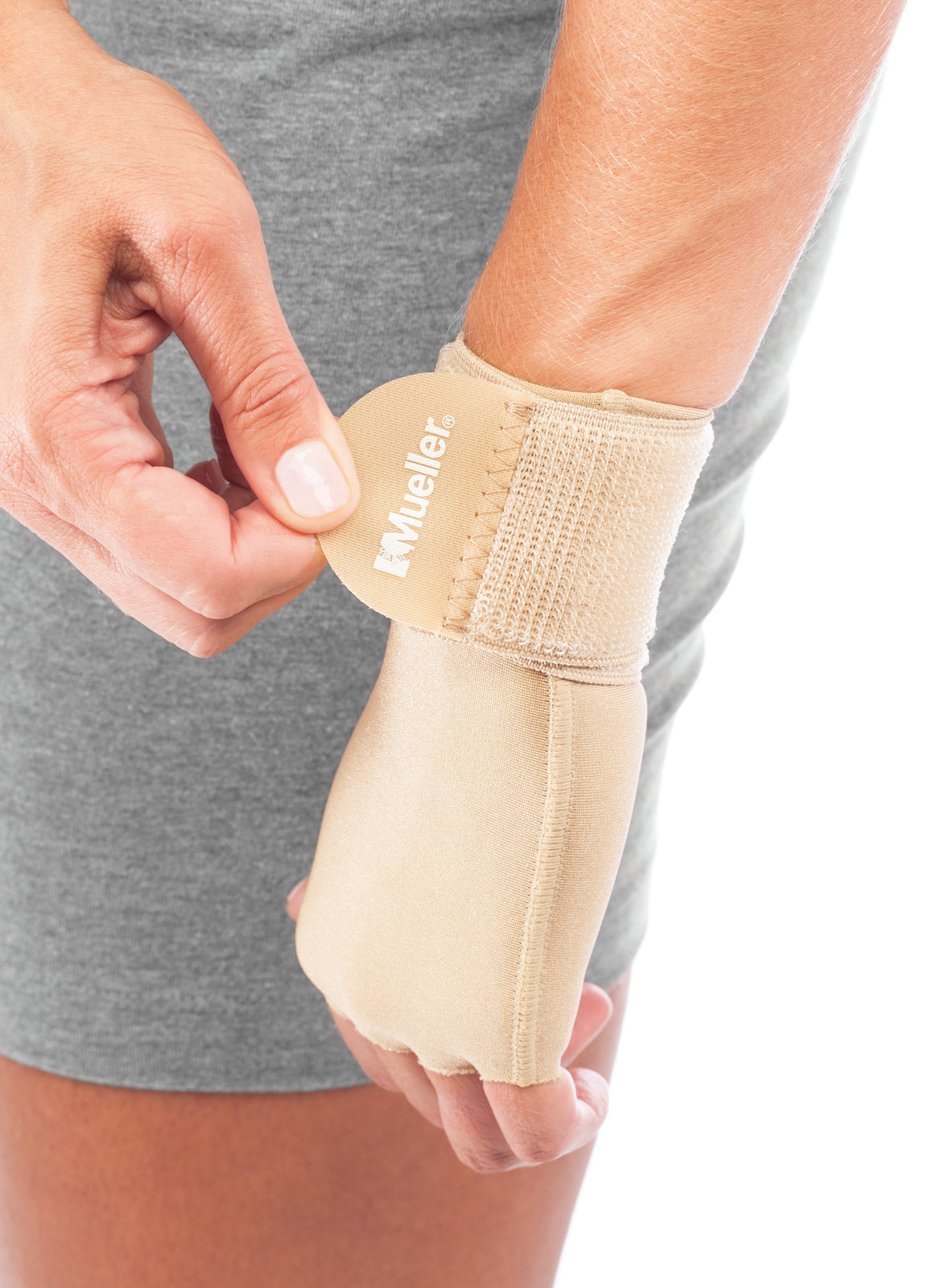 Mueller Compression & Support Gloves