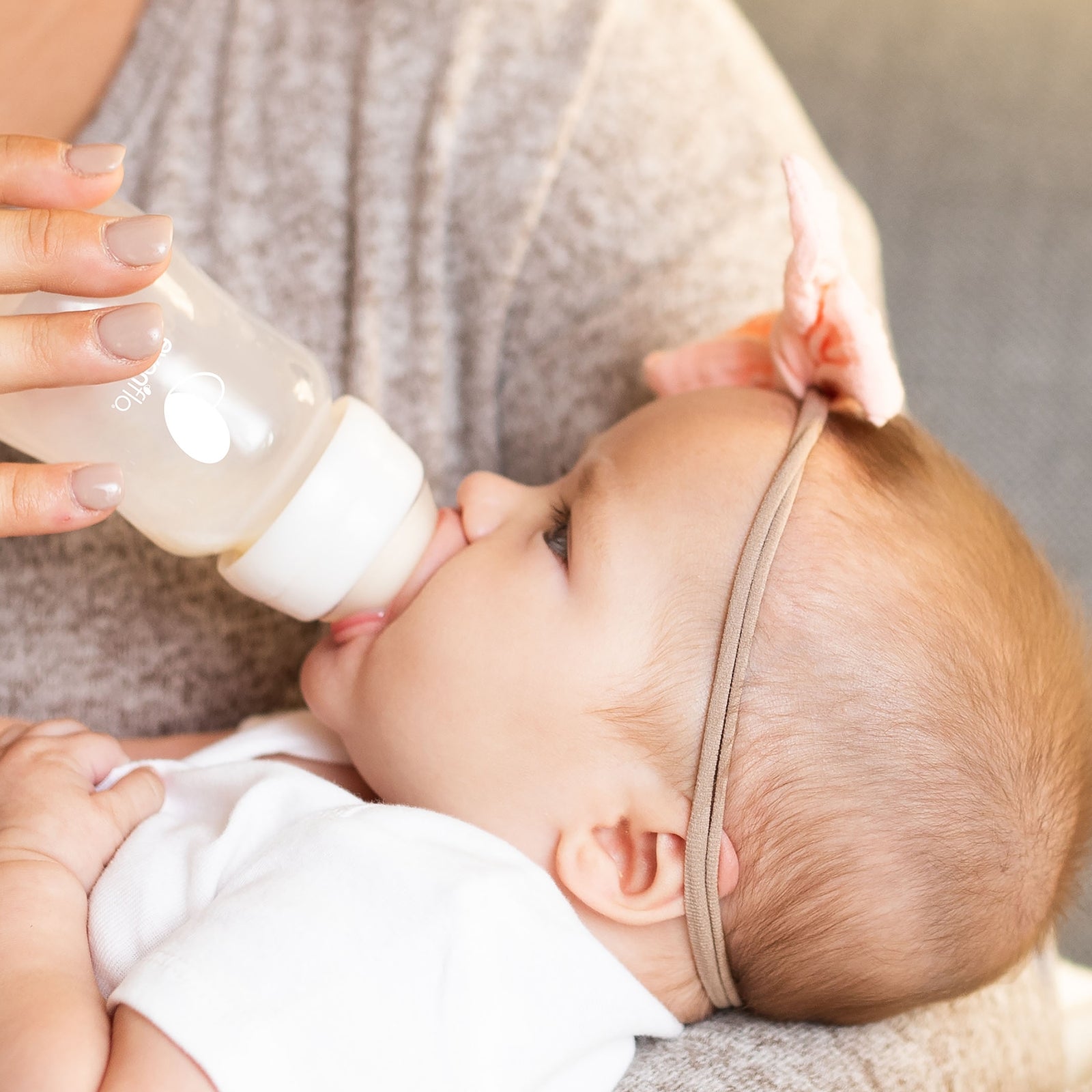 Evenflo Feeding Balance + Standard Neck Baby Bottle 9 oz. (Case of 12)