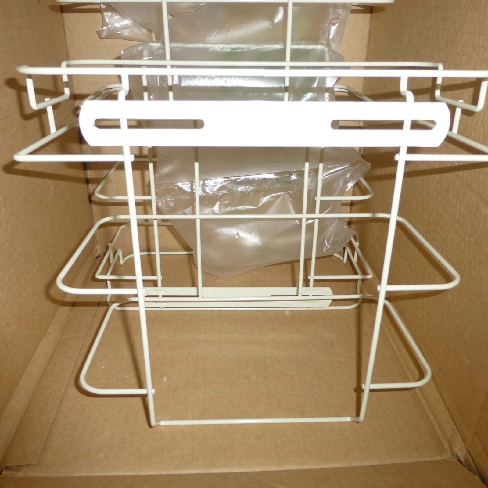 SharpSafety™ Sharps Container Bracket