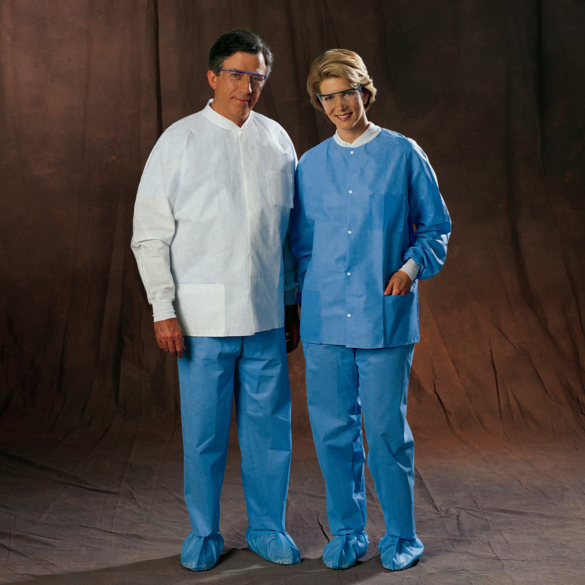 Lab Jacket White Medium Hip Length Disposable