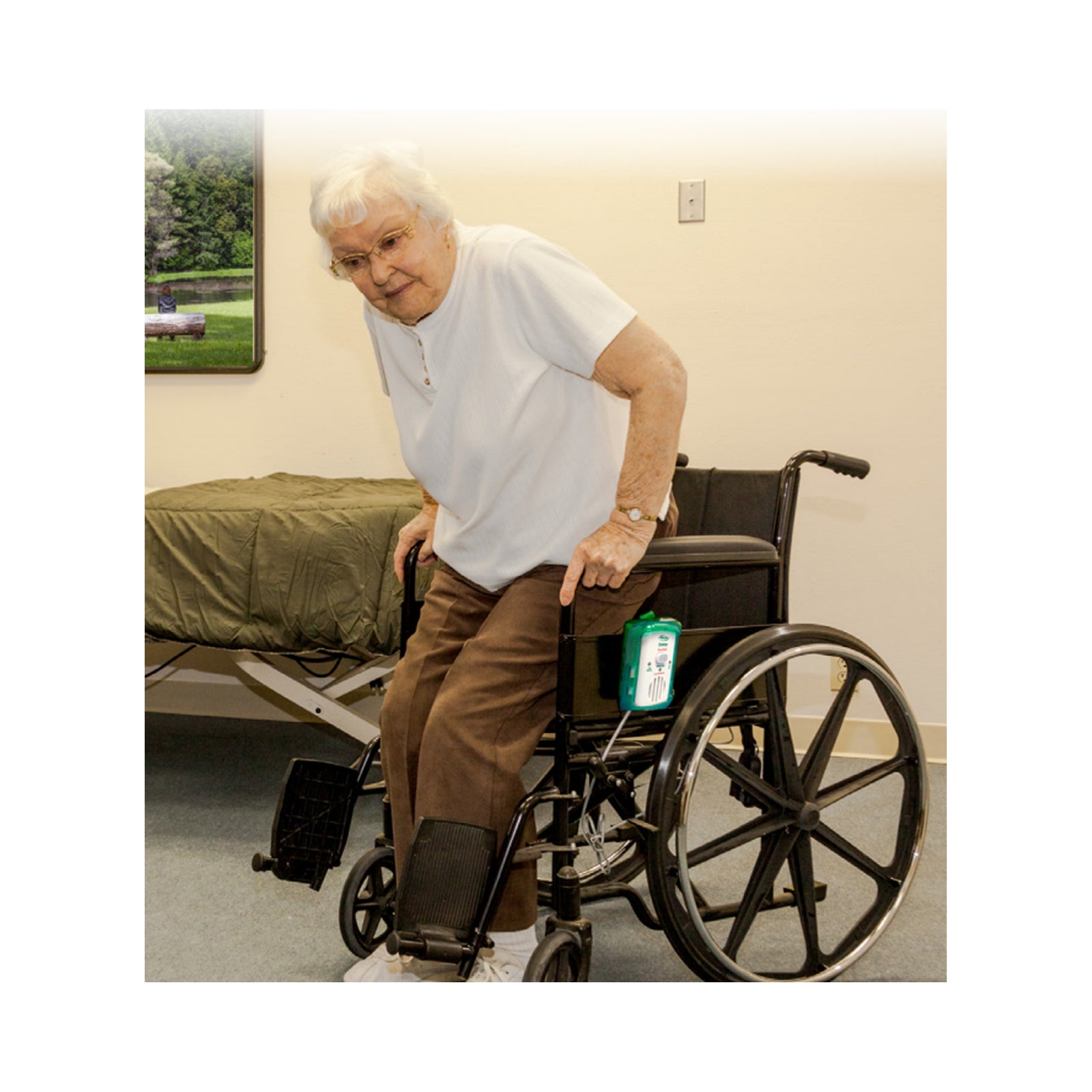 Smart Caregiver Alarm System Monitor - White/Green