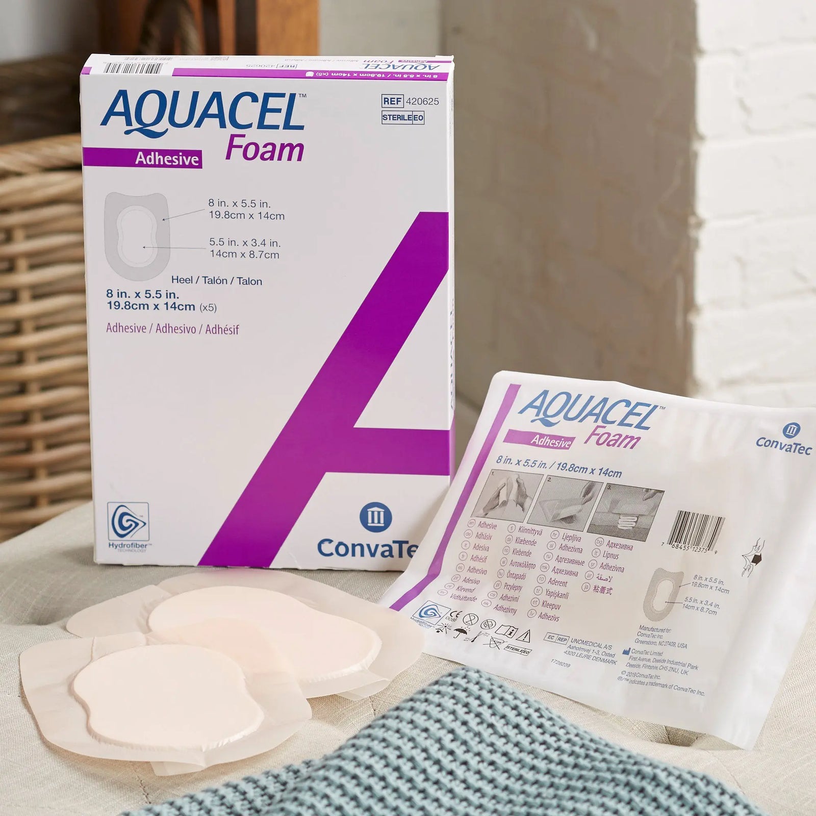 AQUACEL Foam Adhesive With Border