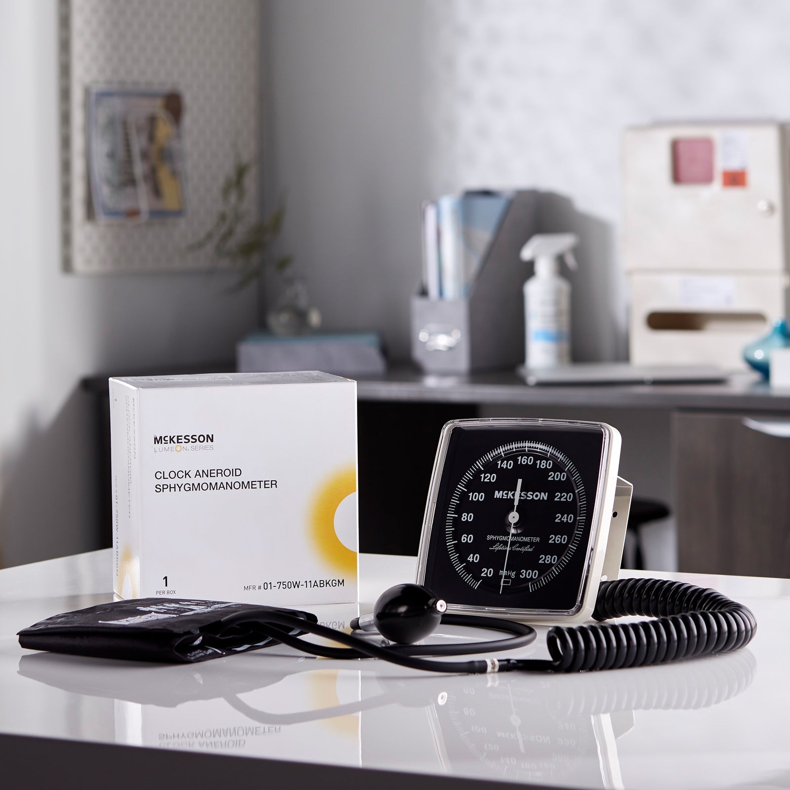 McKesson LUMEON™ Aneroid Sphygmomanometer Wall Mount Unit
