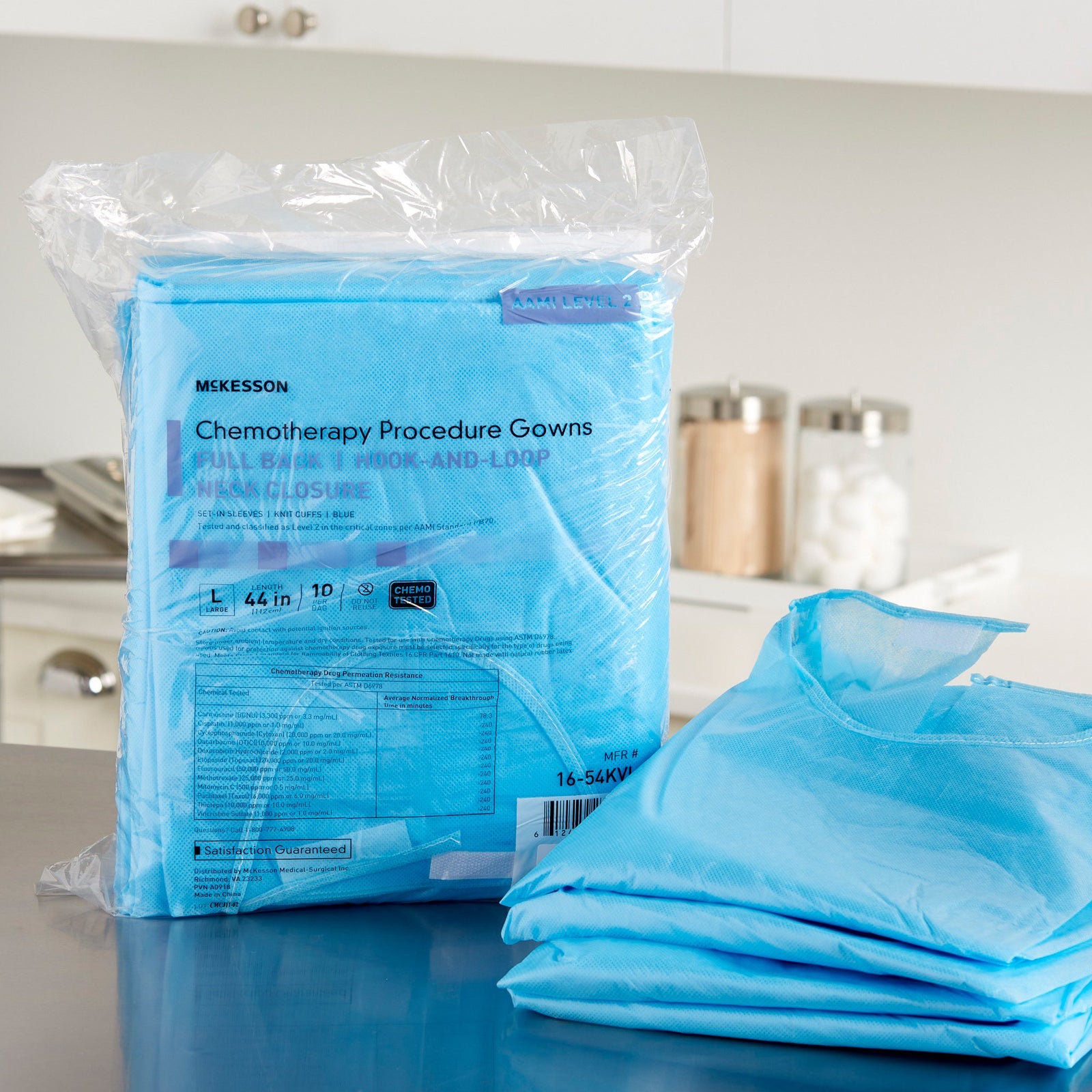 McKesson Chemotherapy Procedure Gown