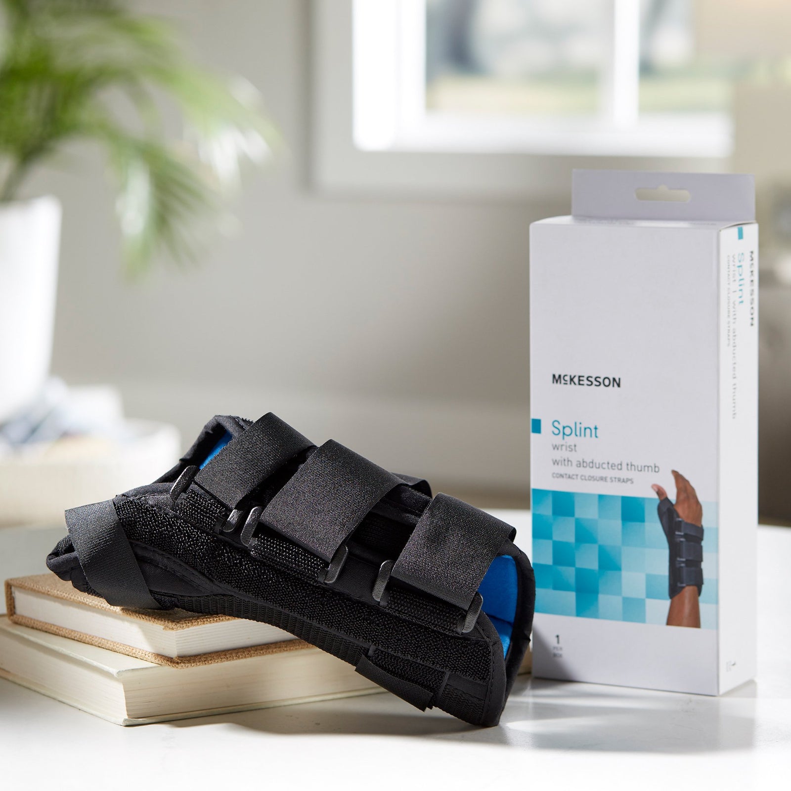 McKesson Wrist Brace With Abducted Thumb