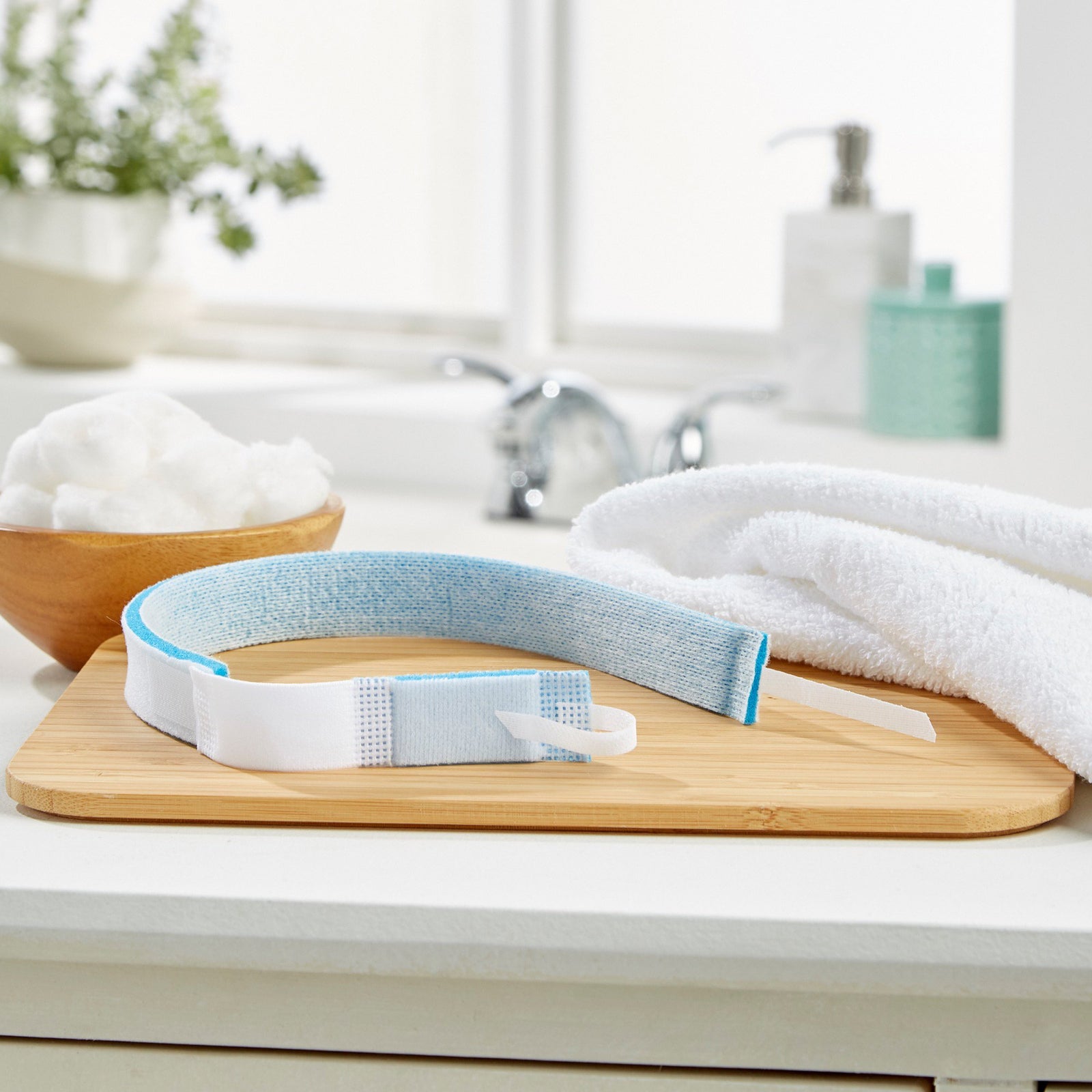 McKesson Tracheostomy Tube Holder