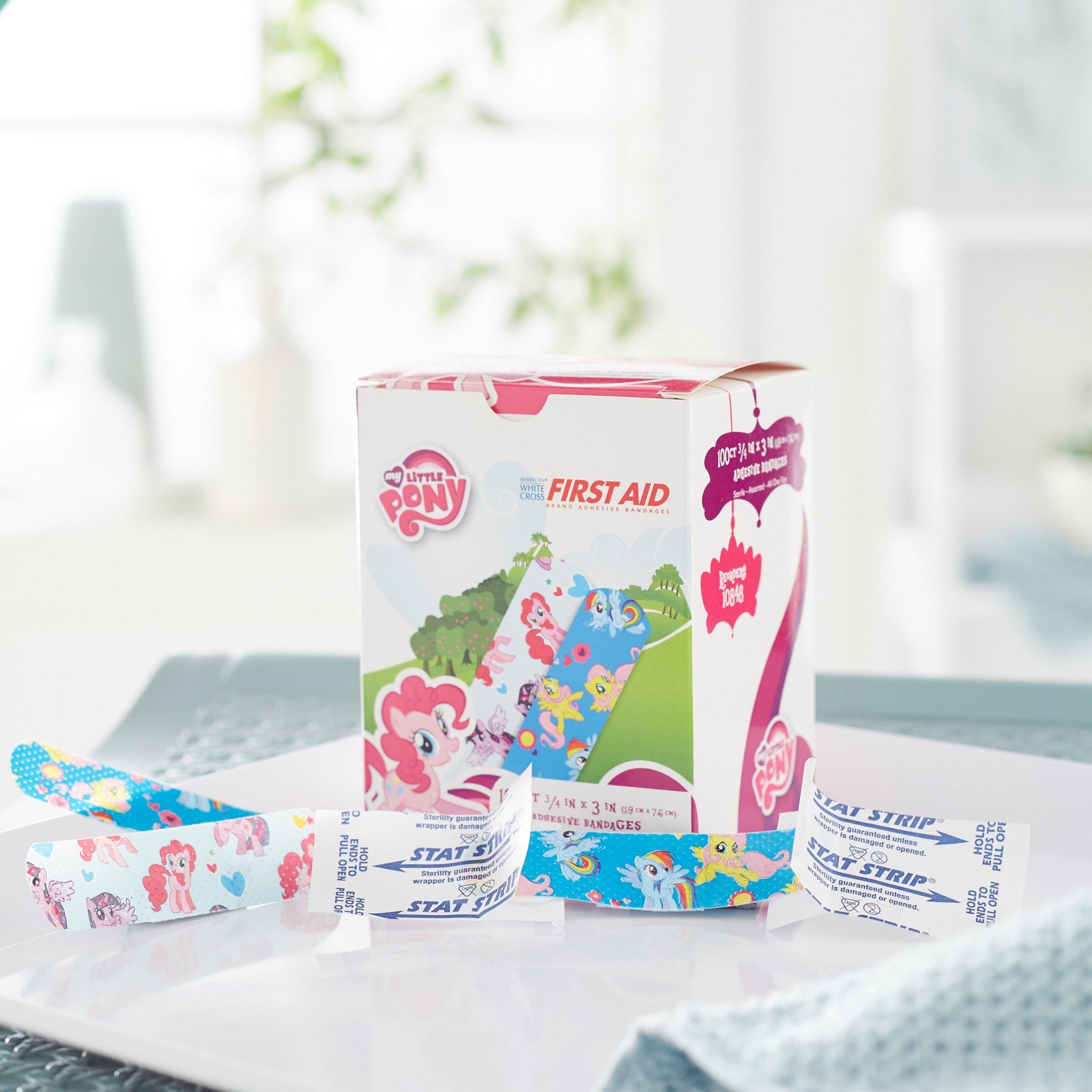 American White Cross Stat Strip Adhesive Strip