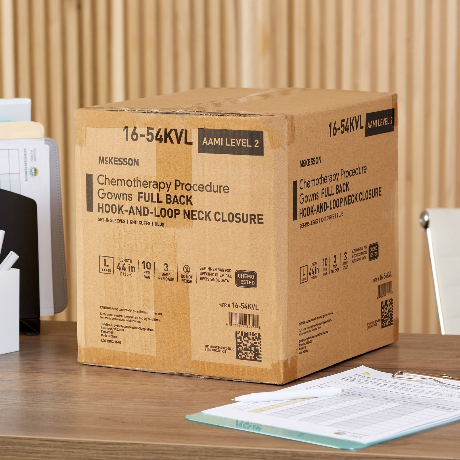 McKesson Chemotherapy Procedure Gown