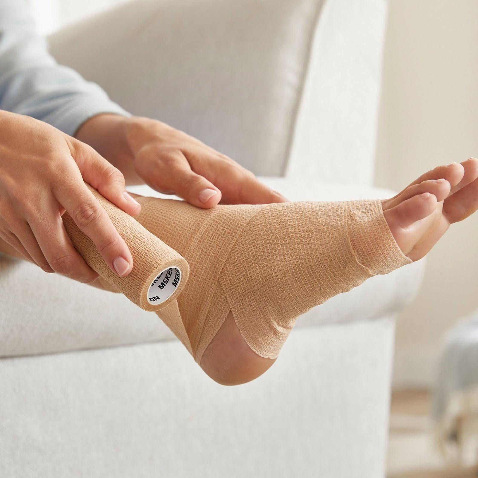 McKesson Self-adherent Closure Cohesive Bandage