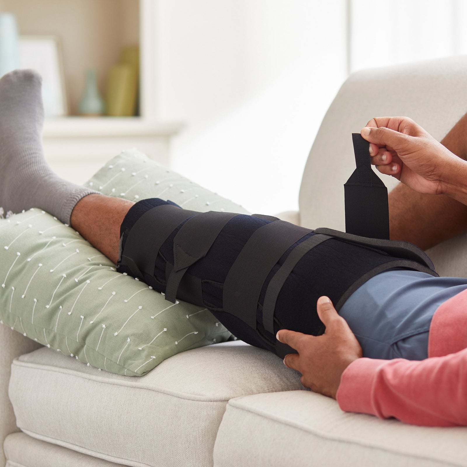 McKesson Knee Immobilizer