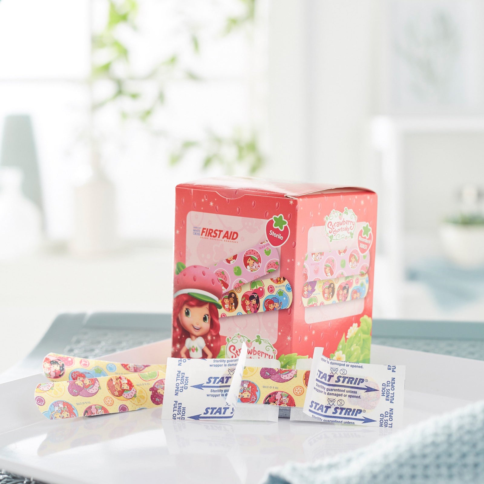 American White Cross Stat Strip Adhesive Strip